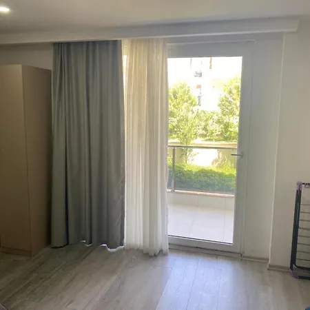 Hotel Demak & Homes 3*